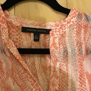 Cynthia Steffe snakeskin print blouse XS